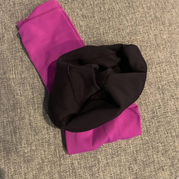 Lululemon Reversible Leggings - Picture 2 of 4